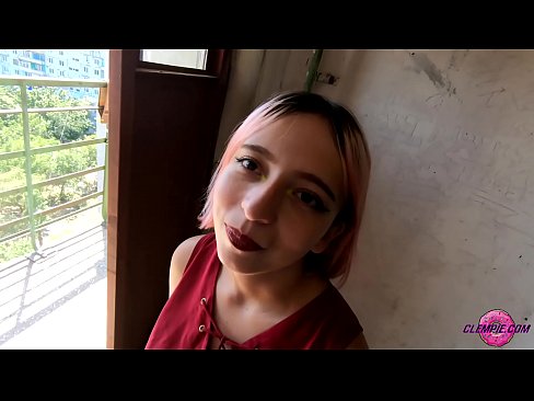 ❤️ Донишҷӯи шаҳвонӣ як бегонаро дар берун мекашад - конча дар рӯи ӯ Порно босифат дар tg.virtsextor.ru ﹏